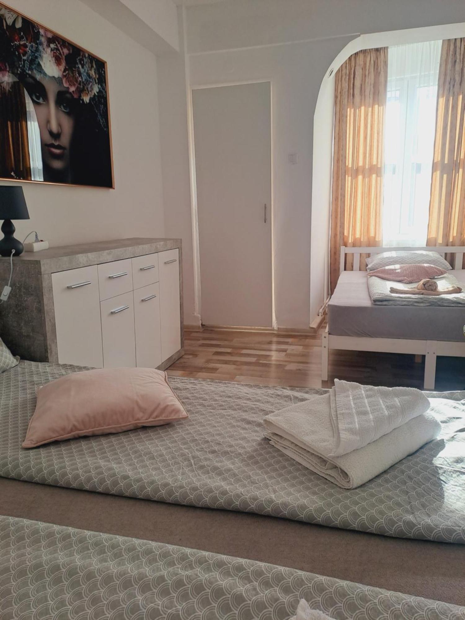 7 Level Central Apartments เมียร์คูรา-ชุค ห้อง รูปภาพ